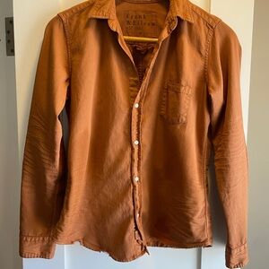 Frank & Eileen Barry Button Down